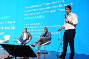 XVIII FinancIES 2025 debate futuro das IES em Florianópolis
