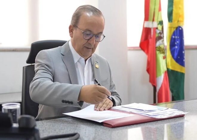 Governador sanciona lei que muda regras de cotas nas universidades de Santa Catarina