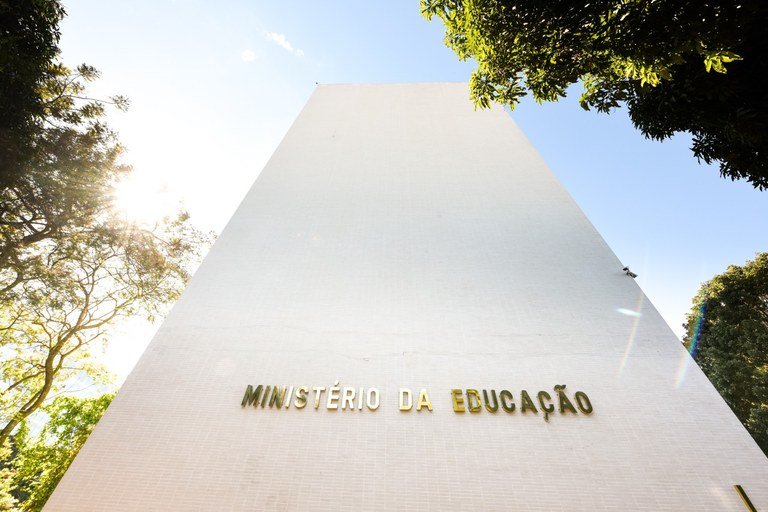 Direito e Pedagogia lideram ranking dos maiores cursos de graduação do Brasil