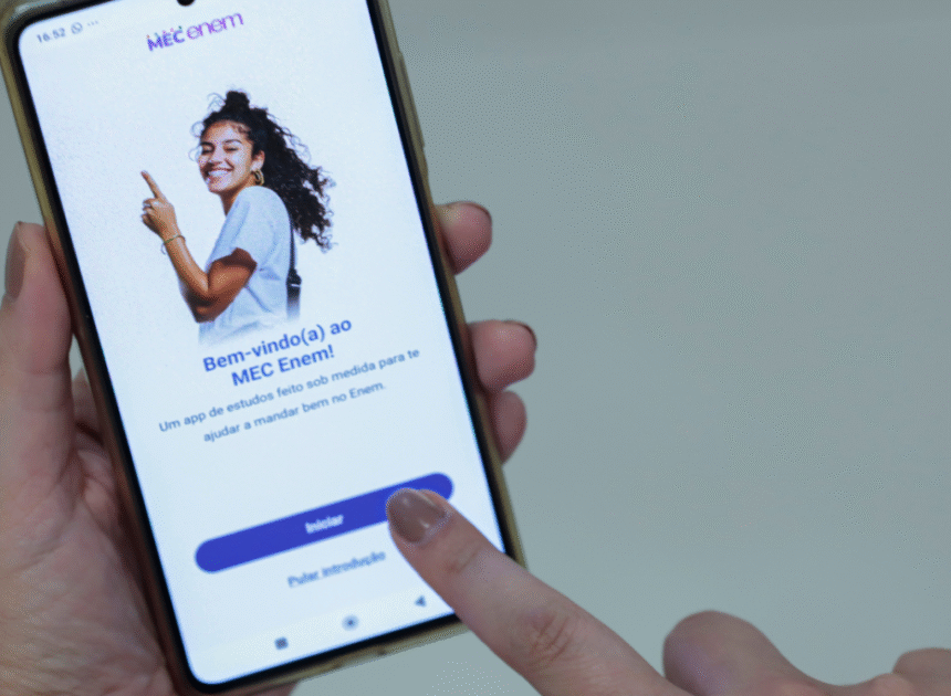 Aplicativo MEC Enem alcança 1 milhão de downloads e amplia apoio aos estudantes