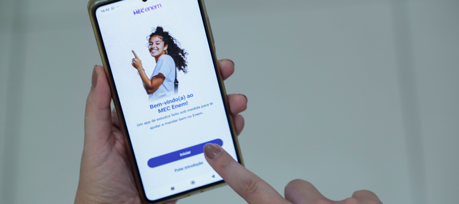 Aplicativo MEC Enem alcança 1 milhão de downloads e amplia apoio aos estudantes