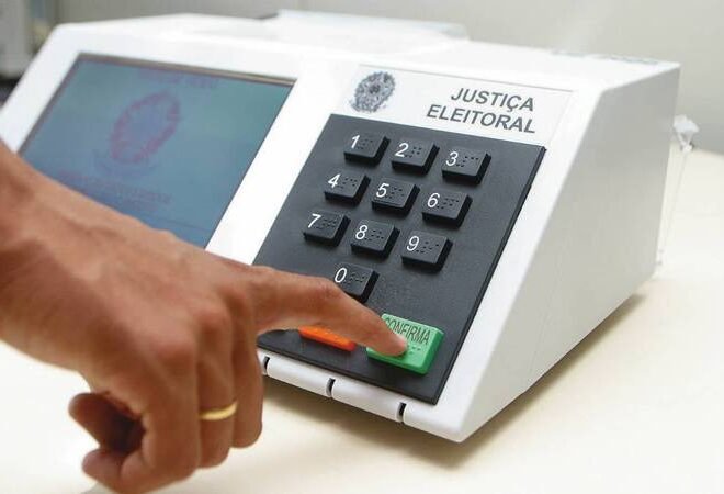 Do ensino médio ao doutorado: qual a formação dos candidatos a presidente em 2026?